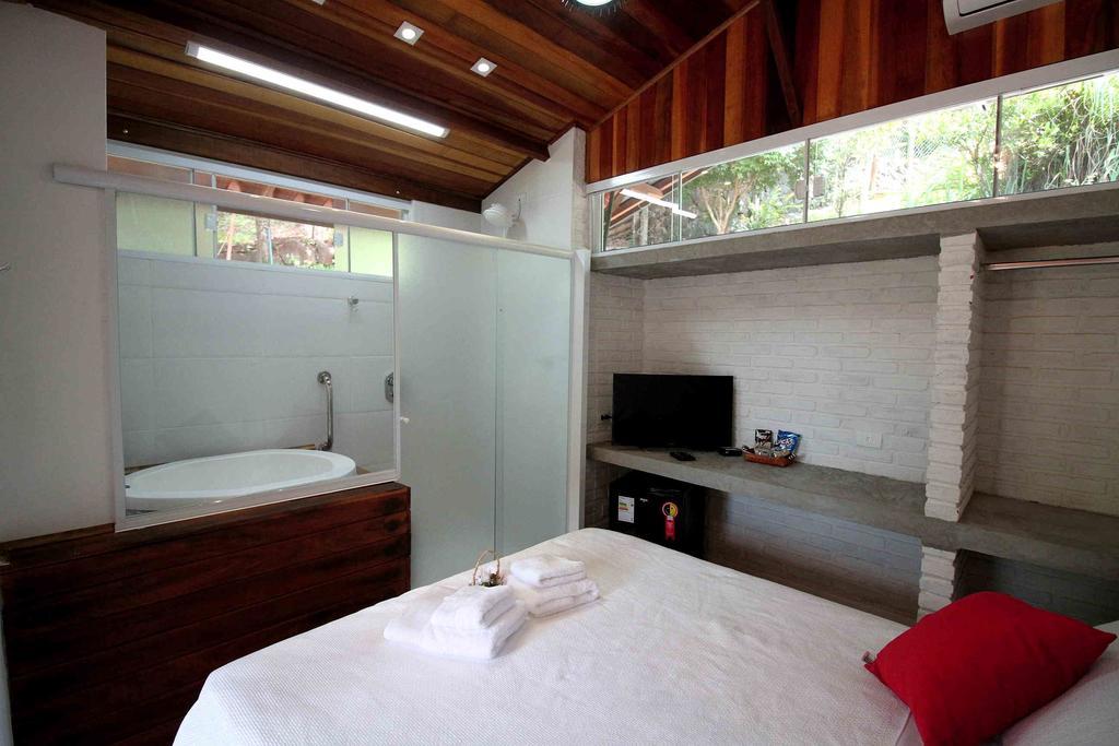 Chacara Ando Bed And Breakfast Águas de Santa Barbara Buitenkant foto